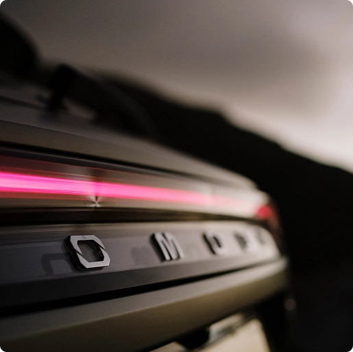 C9 PHEV Exterior - 3