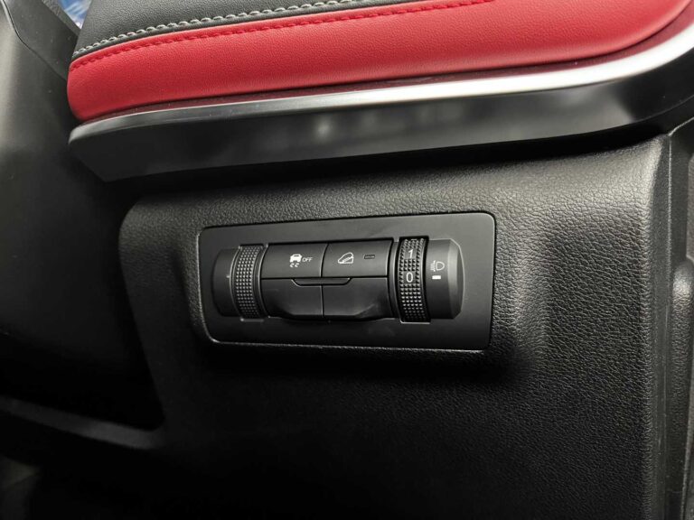 4c9a0e42-6547-4088-81ec-32c62bae5955