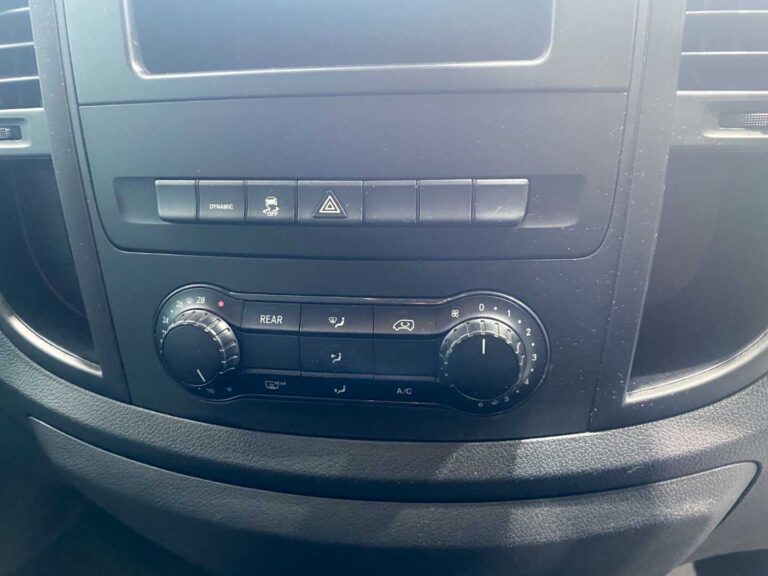 6ec09db3-0da5-4424-8faa-6d4b6421f797