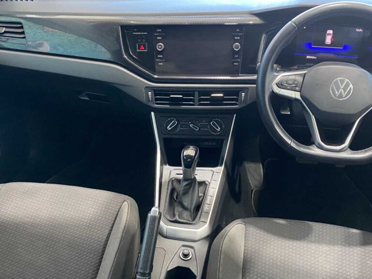 a0e2704f-c084-42d1-928d-394ec1c669b7