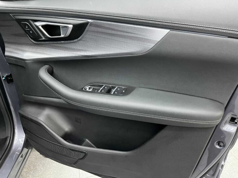 0b92a9d5-6c20-44d0-b67b-9e074c8baff4