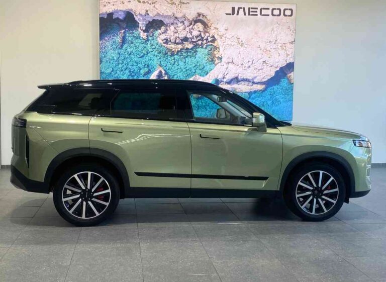 3d77dfc9-94d2-400a-a117-5353eca39ba4