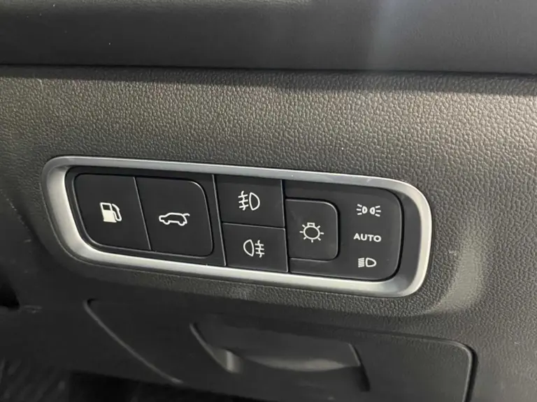 25ffd1fa-1cc4-40a1-b8c5-8229f506fa91