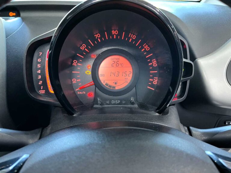 3a36c260-5d8b-4907-b116-cb7f77ef3486