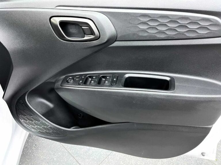 4b613d33-db33-4f8c-932d-e55b3d60c9c7