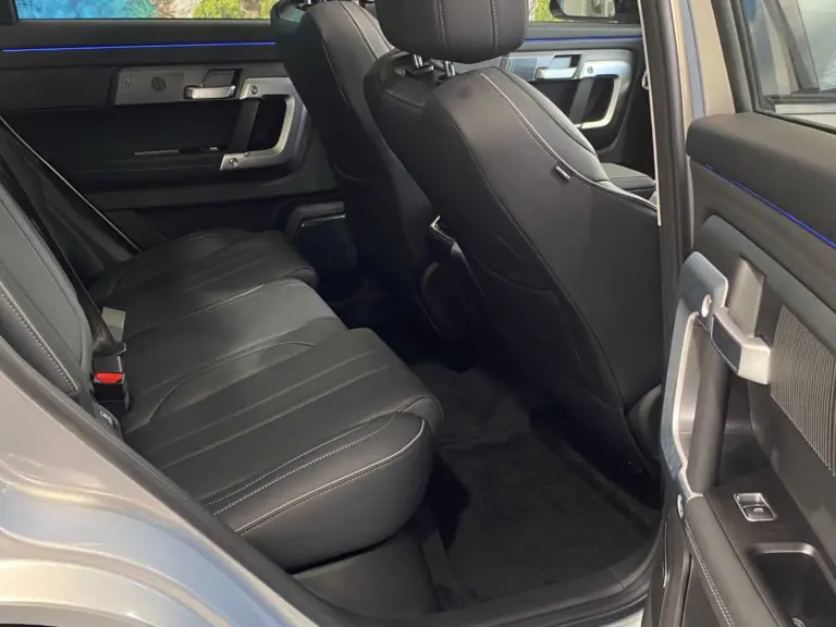 5bf201a6-0978-4e0b-96e8-ba281ac3d701