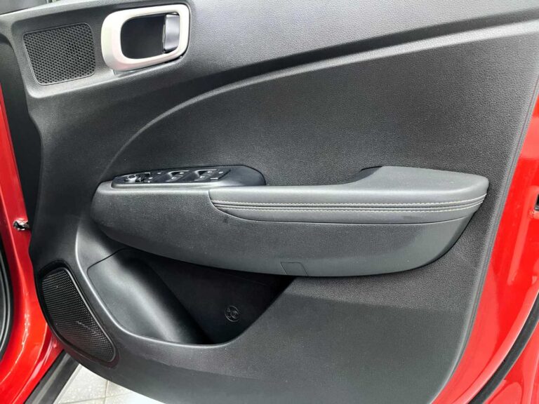 95721514-15a0-4ec5-ba76-9e76c6410dd0