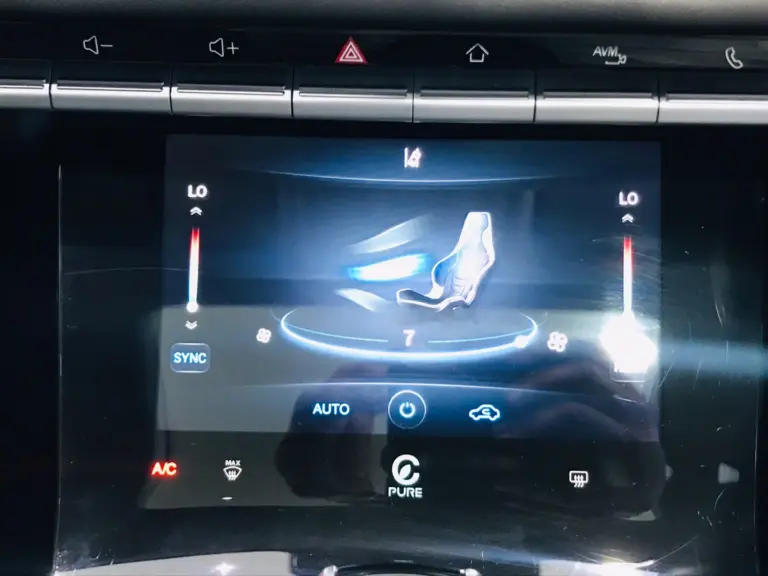 d5f88511-12a9-4764-b542-b01642d95a74