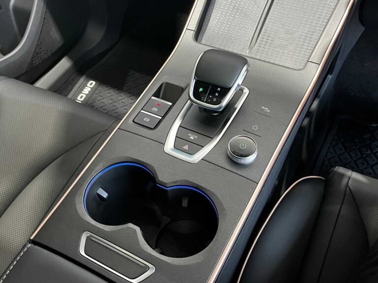 f5a4043e-a5b4-4e0a-aaf6-19db7b0fbb60