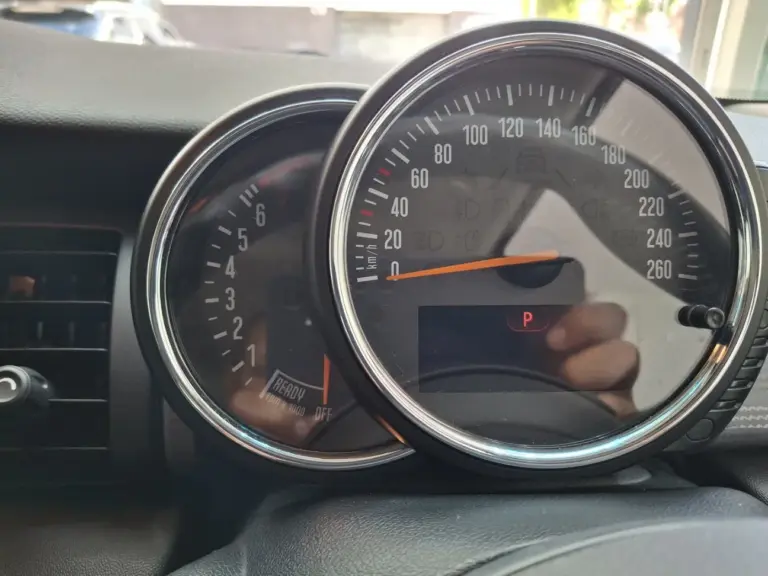 6ff7dfaf-d7e7-4605-946d-f46d3f35a750