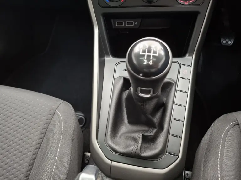 79b801e4-0003-46c0-8427-22217f6ed5eb