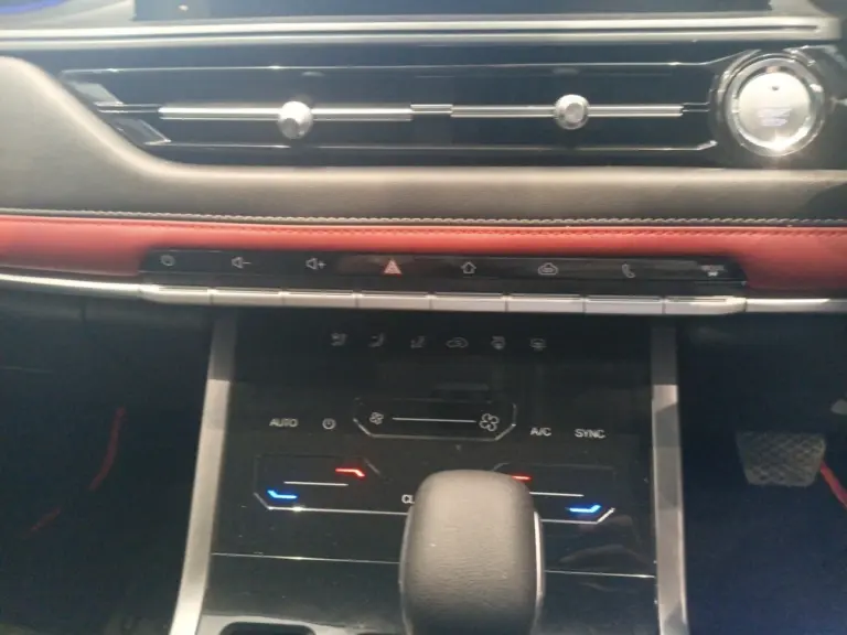 8e72ed8a-62ca-4acb-925e-bdf265646e2a