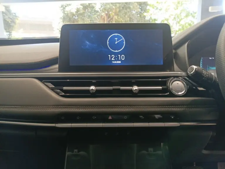 9929df30-749b-46b2-8a31-4d6abab9ac92