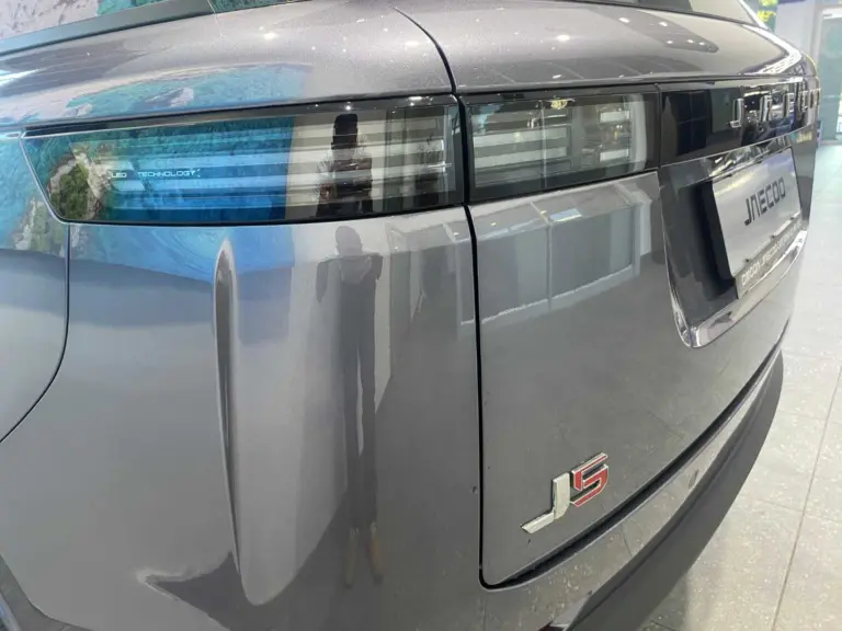 b35e9e40-37c0-4b5b-abe8-4f18348b9b12