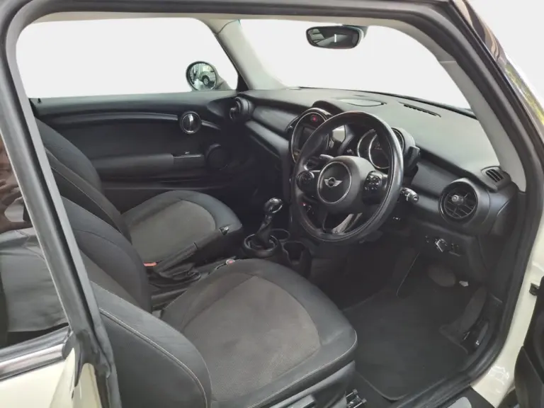 d5523581-eb0b-42ad-a5ed-708533523d08