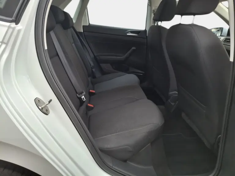 f739e598-cac4-4fcb-bec0-0a7c5adfb22f