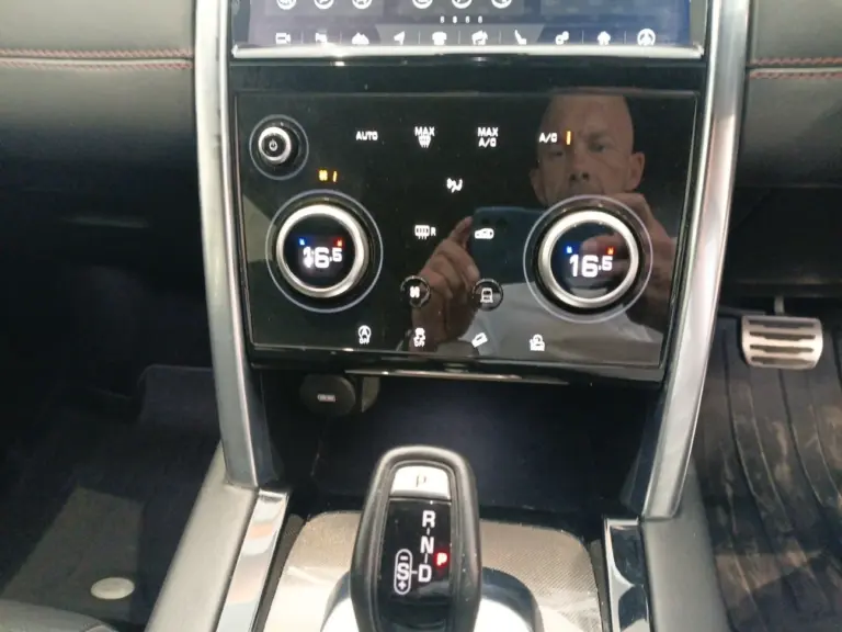 f951efd8-26f6-4670-aad1-b459ef1446e5