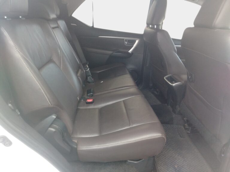 fc64ec7f-444c-4d3c-be40-aff4e25f2127